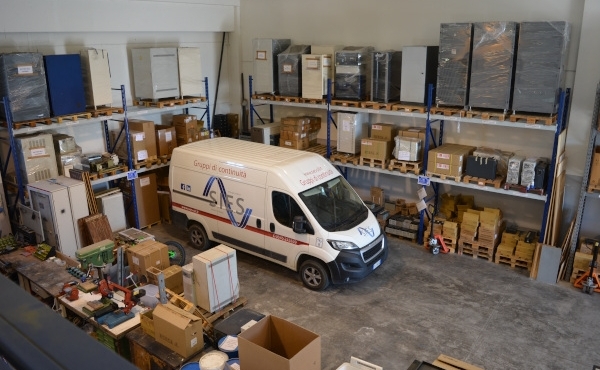 Gruppo di continuit&agrave; UPS Line Interactive